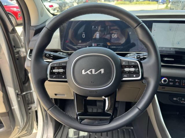 2025 Kia Carnival EX - Photo 35