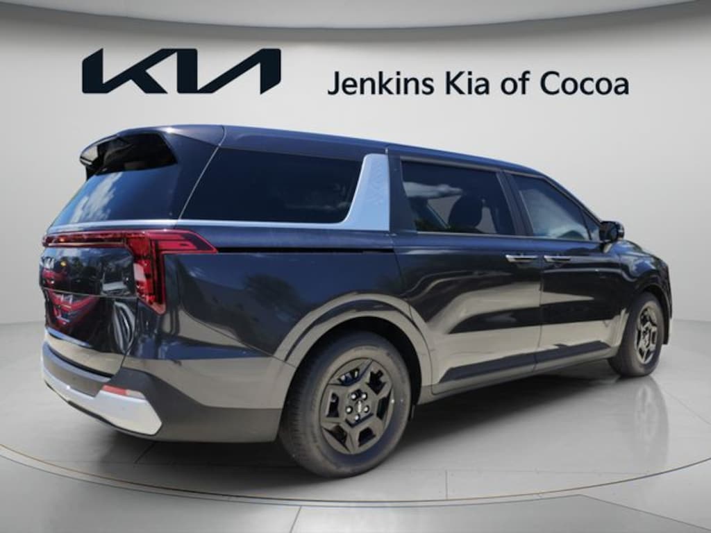 New 2026 Kia Carnival LX Minivan/Van