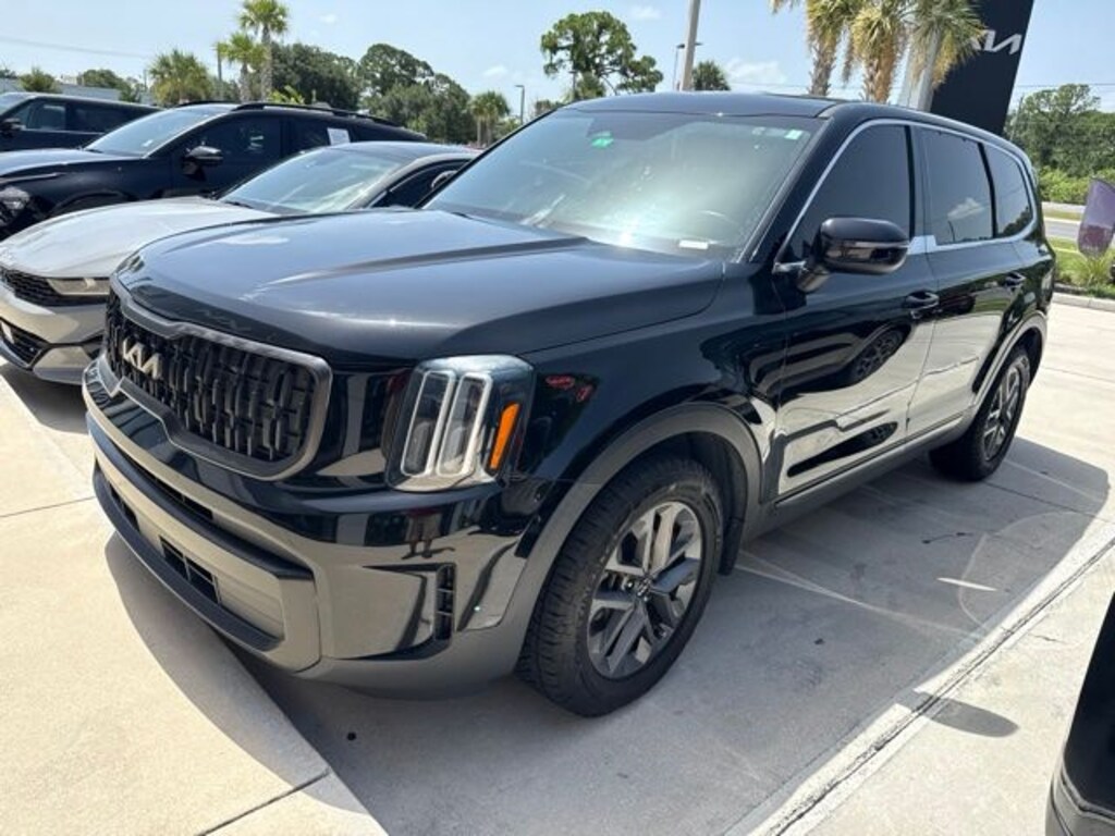 Certified 2023 Kia Telluride LX SUV