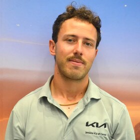Staff member Noah Bryan from ID_b82f04