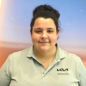 Staff member Kristen Mulholland from ID_2d68c6