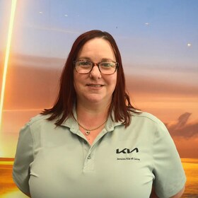 Staff member Maia Cartechine from ID_2d68c6