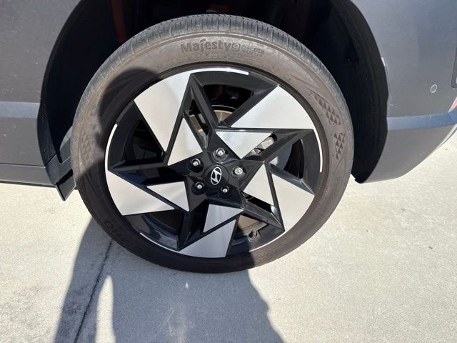 2024 Hyundai Kona Limited - Photo 11