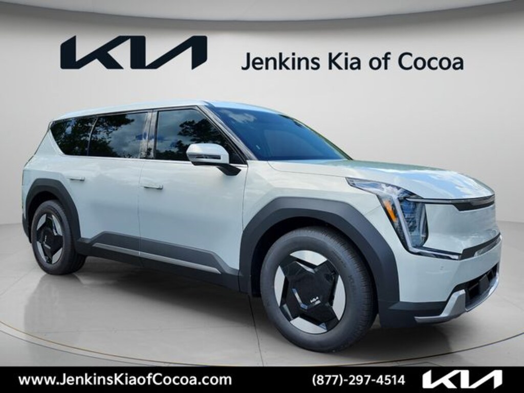 New 2026 Kia EV9 Light Long Range SUV