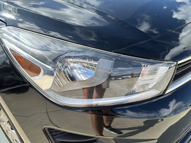2023 Kia Rio S - Photo 32