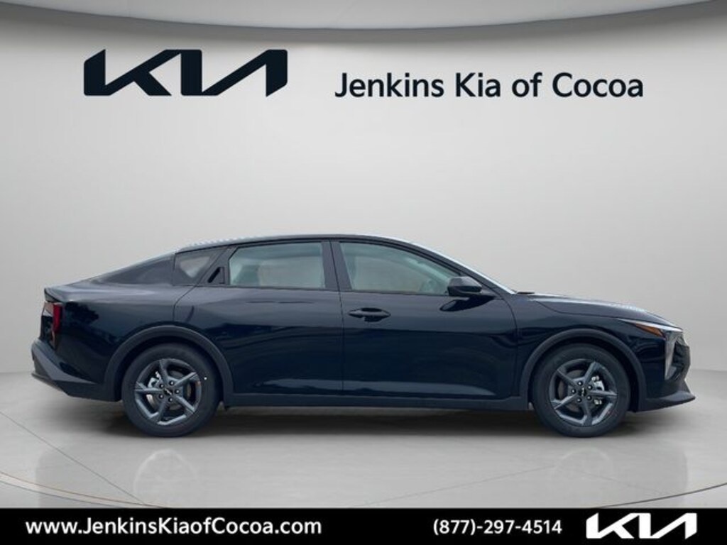 New 2026 Kia K4 LXS Sedan