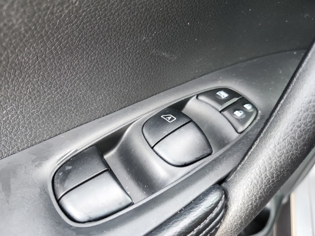 2016 Nissan Rogue SL - Photo 25