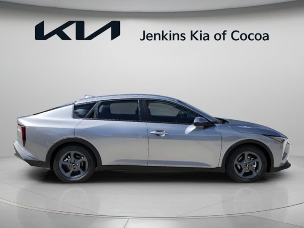 New 2026 Kia K4 LXS Sedan