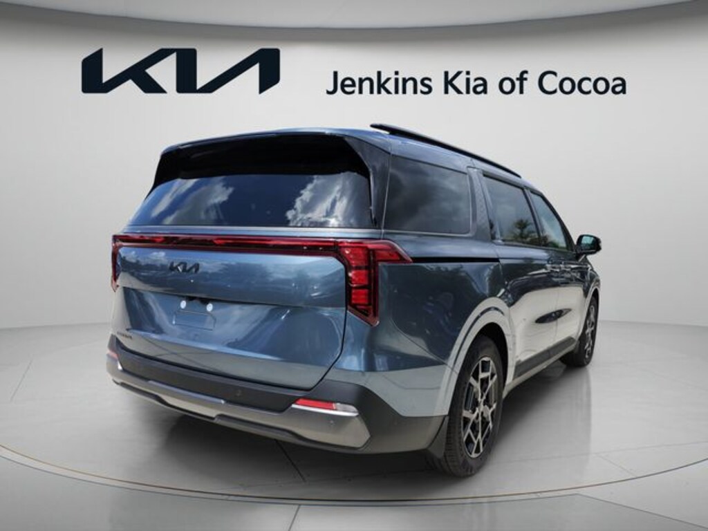 New 2026 Kia Carnival SX Van Passenger Van