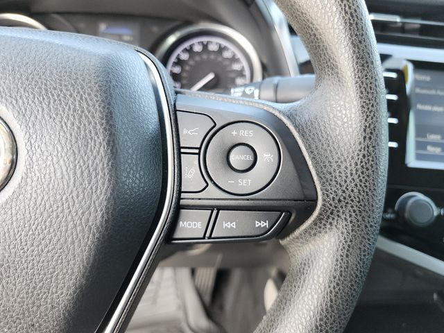 2018 Toyota Camry LE - Photo 31