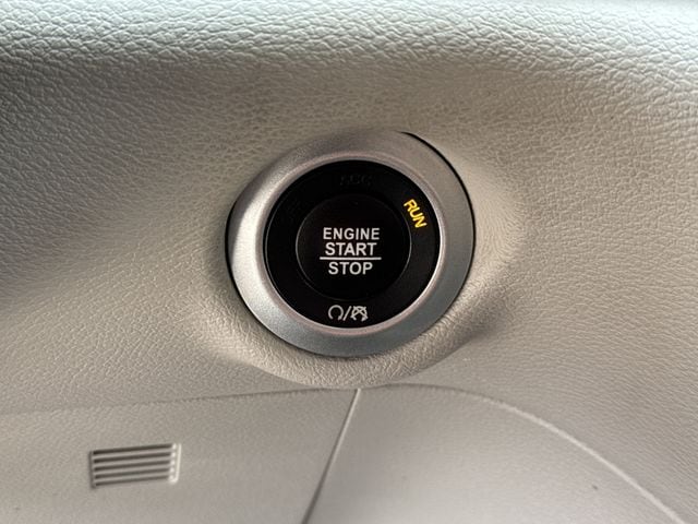 2020 Chrysler Pacifica Touring L - Photo 30