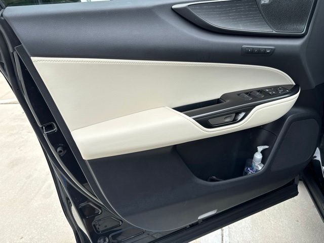 2025 Lexus NX 350 - Photo 13