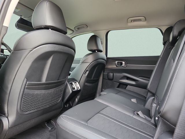 2026 Kia Sorento EX - Photo 16