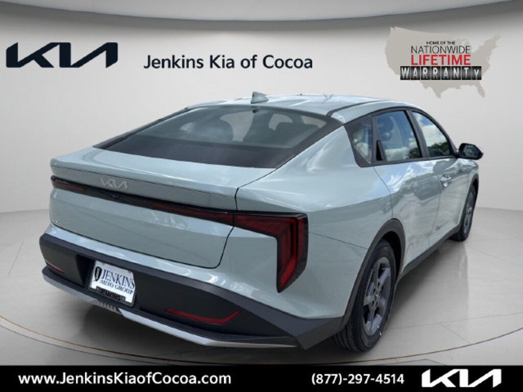 New 2026 Kia K4 LXS Sedan