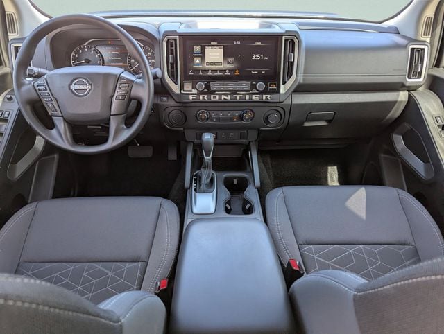 2025 Nissan Frontier SV - Photo 14