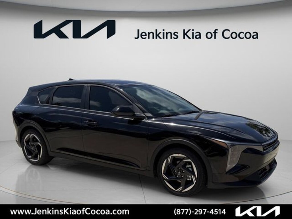 New 2026 Kia K4 EX Hatchback