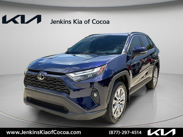 2022 Toyota RAV4 XLE Premium - Photo 11
