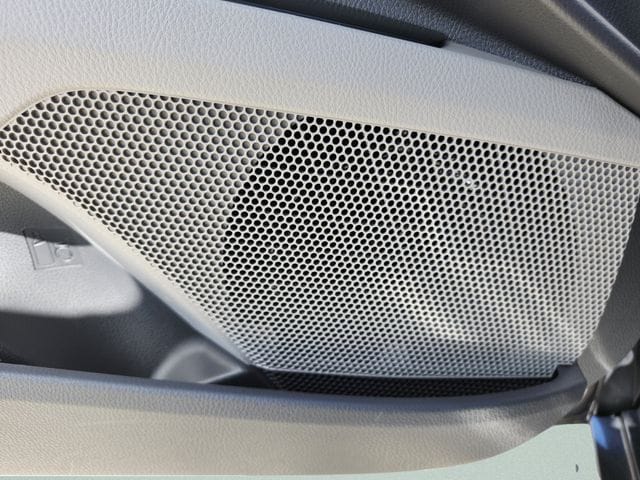 2018 Toyota Camry LE - Photo 23