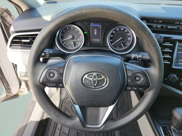 2018 Toyota Camry LE - Photo 32