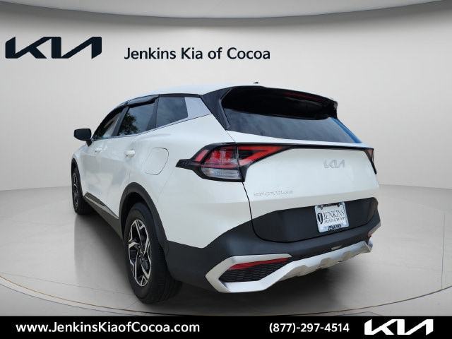 2024 Kia Sportage LX - Photo 6