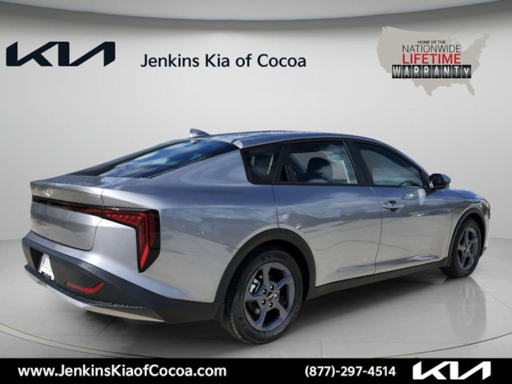 New 2026 Kia K4 LXS Sedan