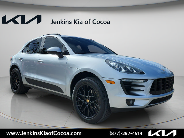 2017 Porsche Macan