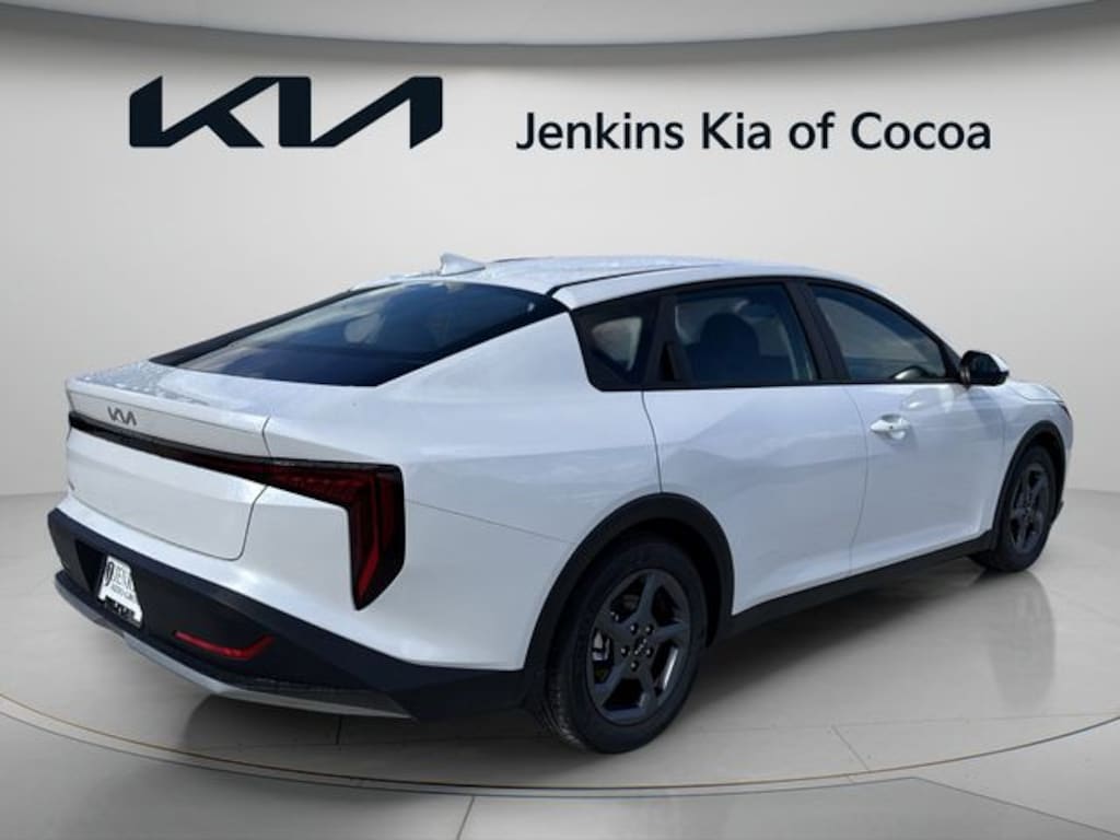 New 2026 Kia K4 LXS Sedan