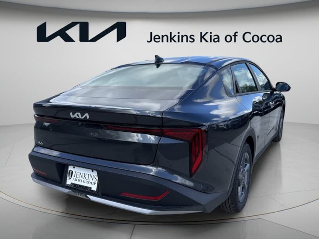 New 2026 Kia K4 LXS Sedan