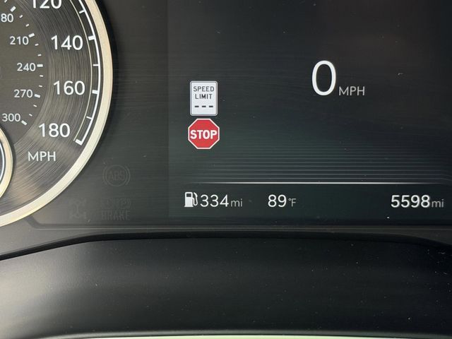 2025 GENESIS G70 Standard - Photo 34