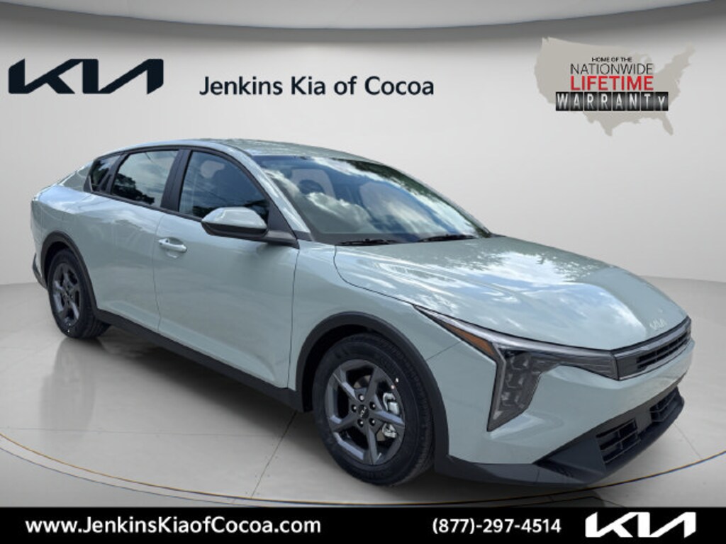 New 2026 Kia K4 LXS Sedan