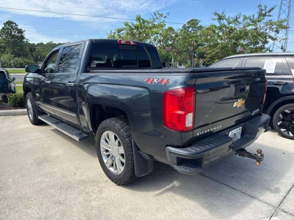 Used 2018 Chevrolet Silverado 1500 High Country Truck Crew Cab