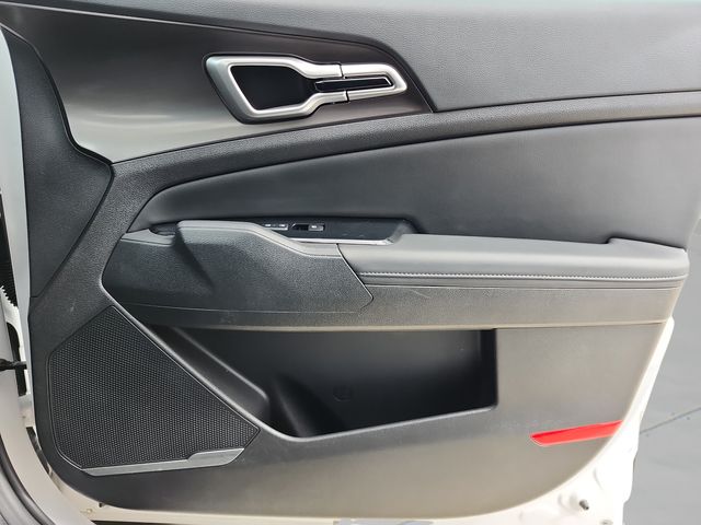 2025 Kia Sportage EX - Photo 31