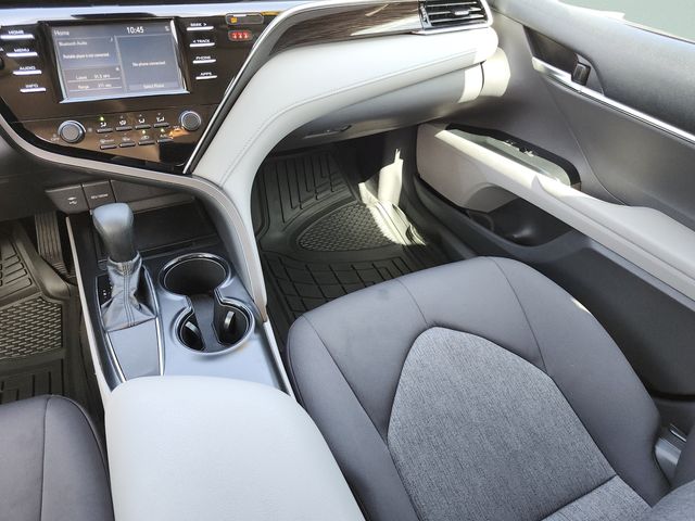 2018 Toyota Camry LE - Photo 20