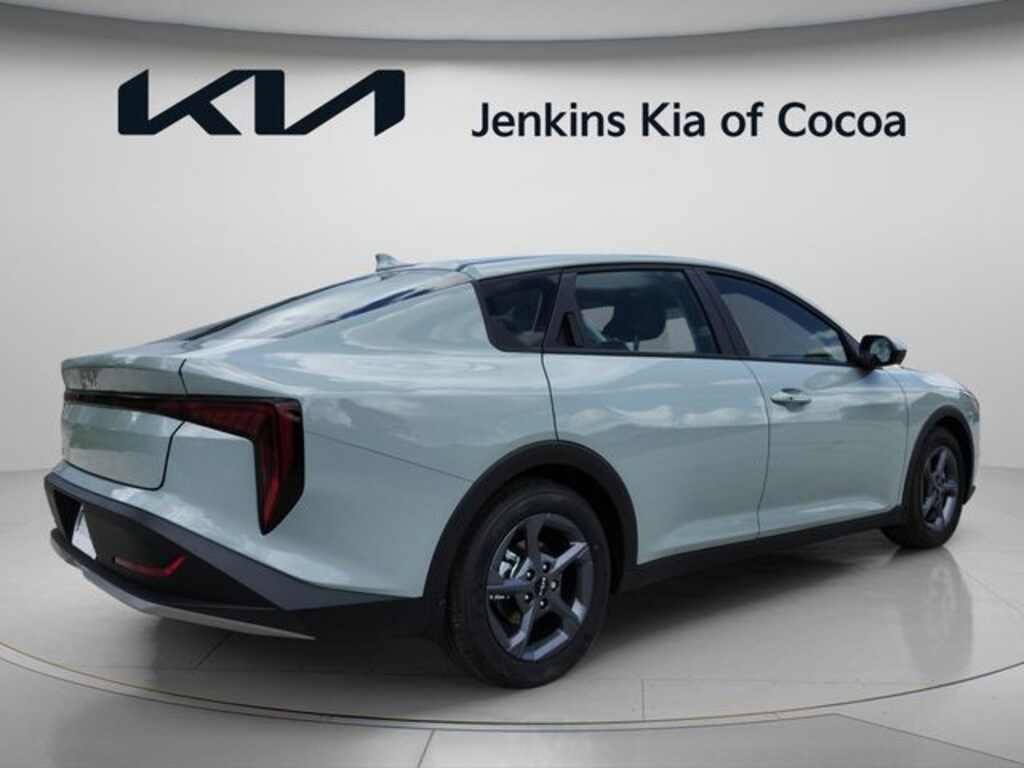 New 2026 Kia K4 LXS Sedan