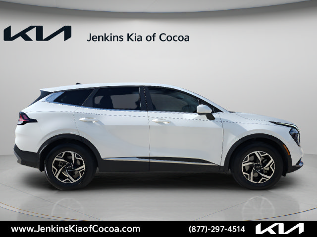 Used 2025 Kia Sportage LX SUV