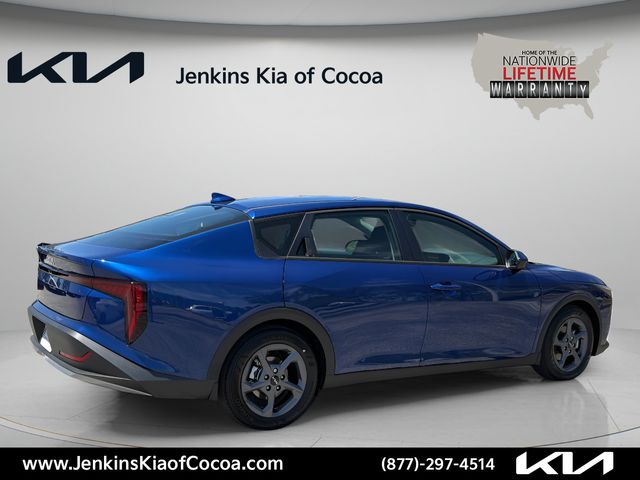 New 2026 Kia K4 LXS Sedan