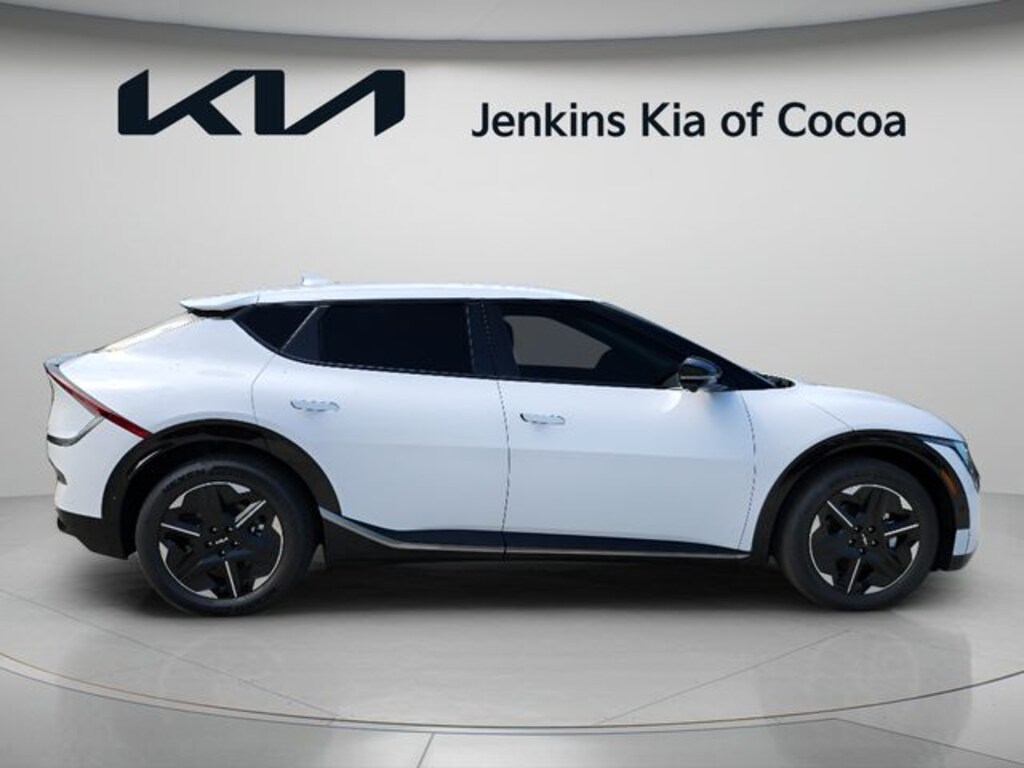 New 2026 Kia EV6 Wind SUV