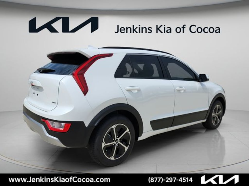 New 2026 Kia Niro LX SUV