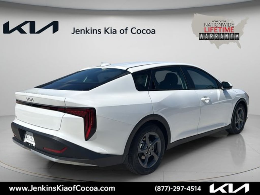 New 2026 Kia K4 LXS Sedan