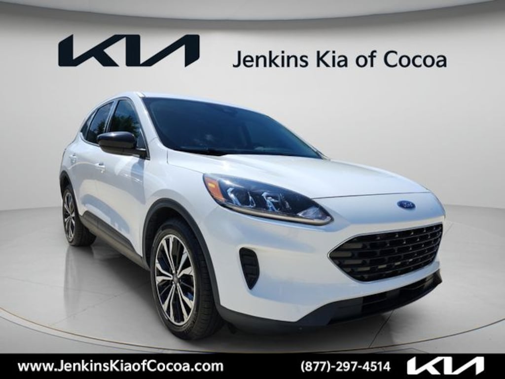 Used 2022 Ford Escape SE Hybrid SUV