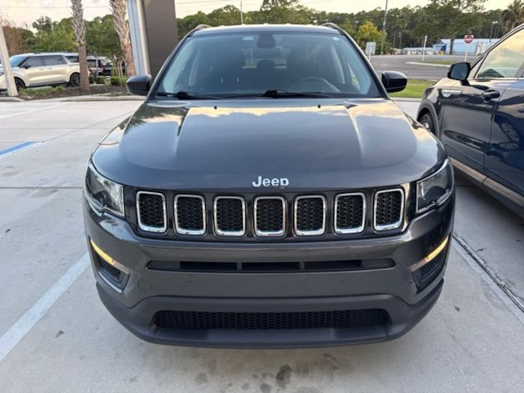 Used 2018 Jeep Compass Sport FWD SUV
