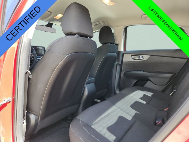 2021 Kia Forte LXS - Photo 21