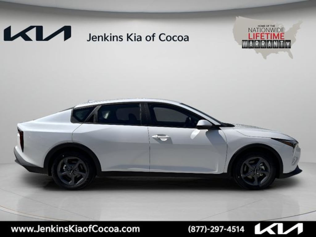 New 2026 Kia K4 LXS Sedan
