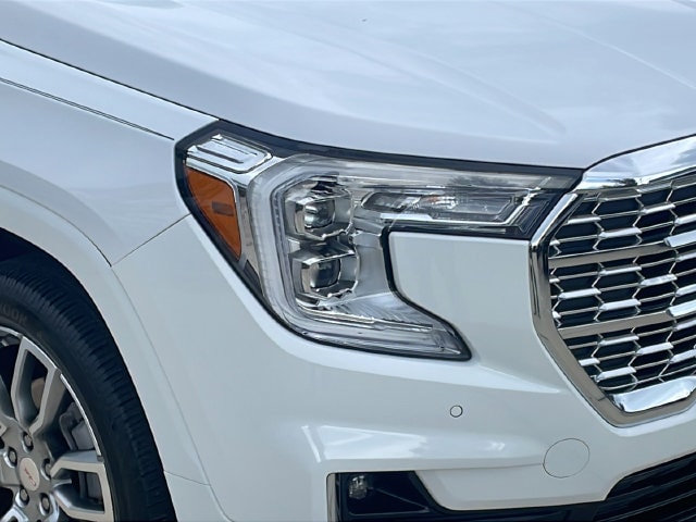 2023 GMC Terrain Denali - Photo 33
