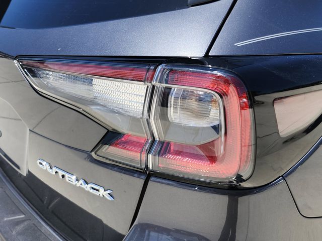 2025 Subaru Outback Limited - Photo 14