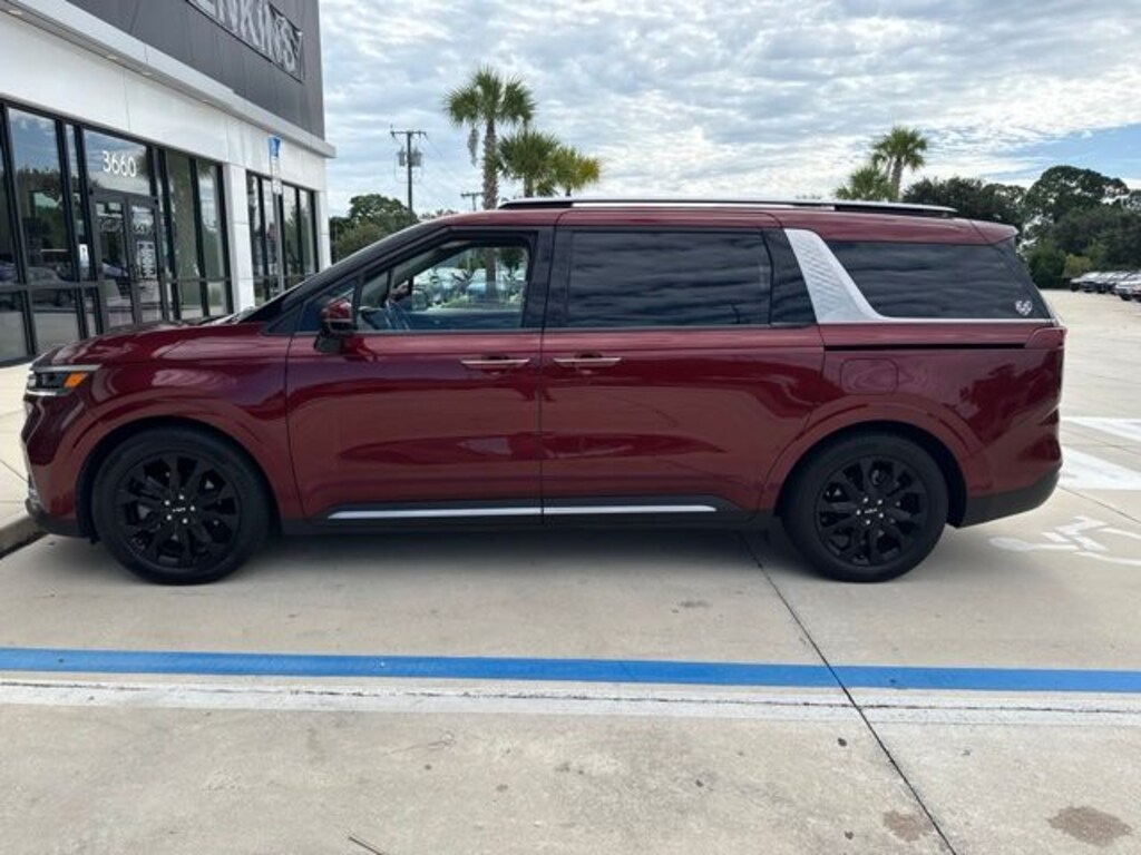Certified 2024 Kia Carnival SX MPV