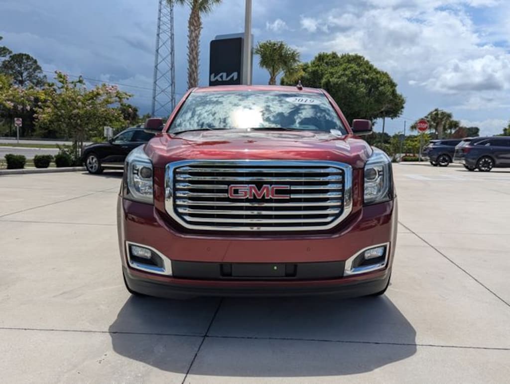 Used 2019 GMC Yukon XL SLT SUV