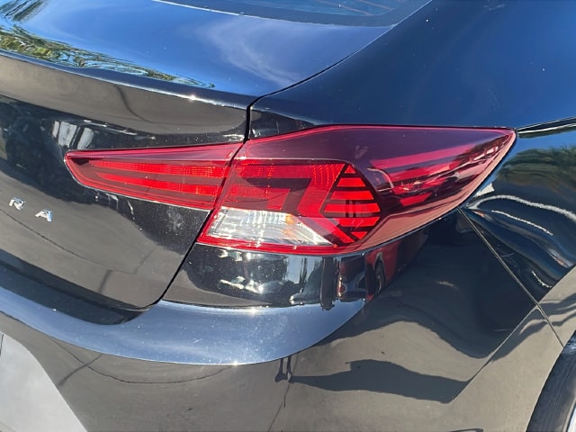 2020 Hyundai Elantra SE - Photo 33