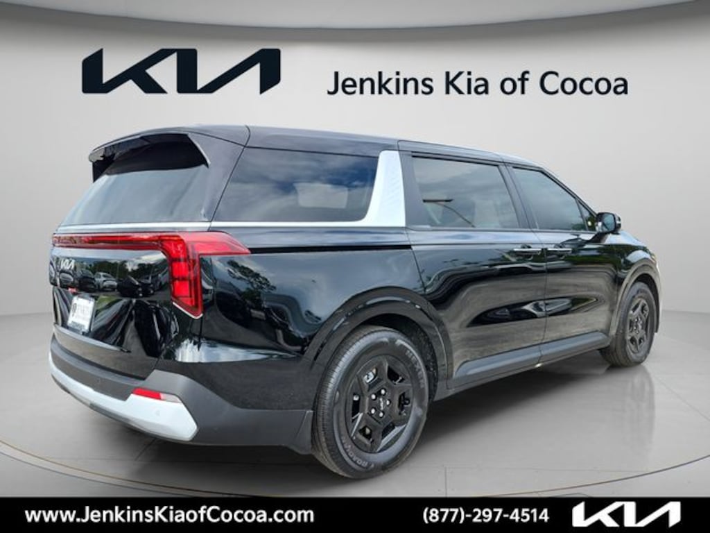 New 2026 Kia Carnival LXS Minivan/Van