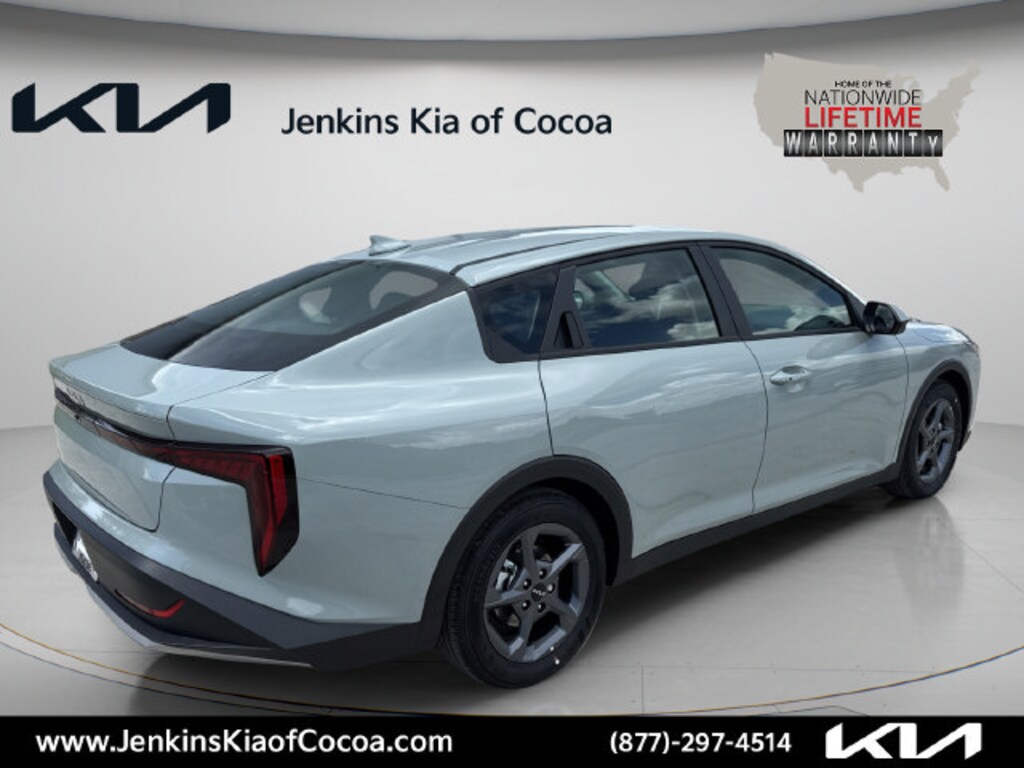 New 2026 Kia K4 LXS Sedan